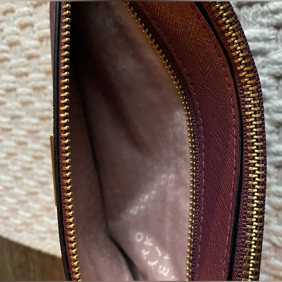 Kate spade Wristlet - Picture 6 of 7